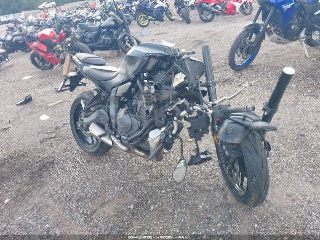  Salvage Yamaha Mtn690