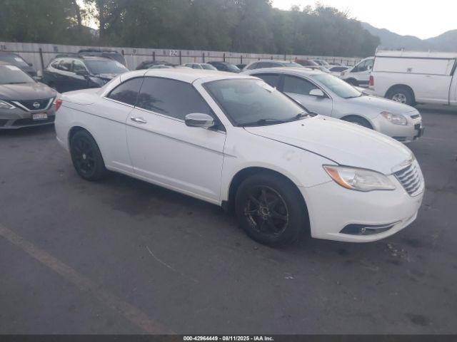  Salvage Chrysler 200