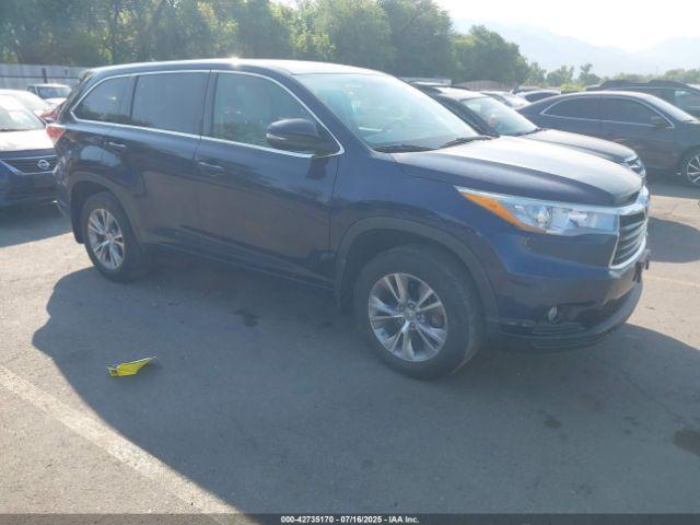  Salvage Toyota Highlander