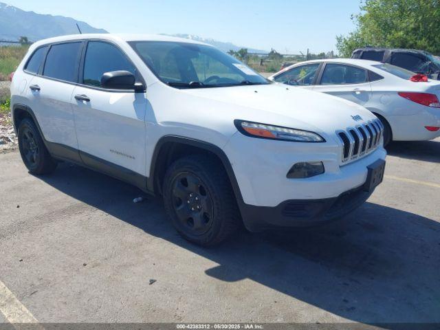  Salvage Jeep Cherokee