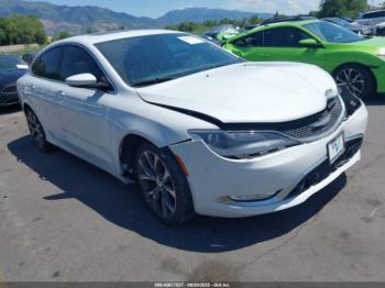  Salvage Chrysler 200