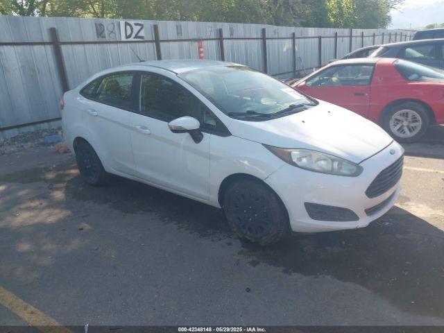  Salvage Ford Fiesta