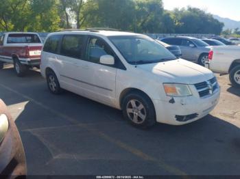 Salvage Dodge Grand Caravan