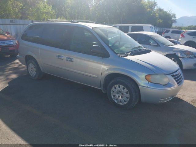  Salvage Chrysler Town & Country