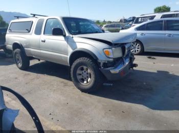  Salvage Toyota Tacoma