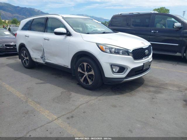  Salvage Kia Sorento