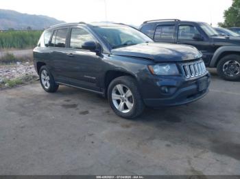  Salvage Jeep Compass