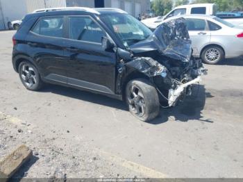  Salvage Hyundai VENUE