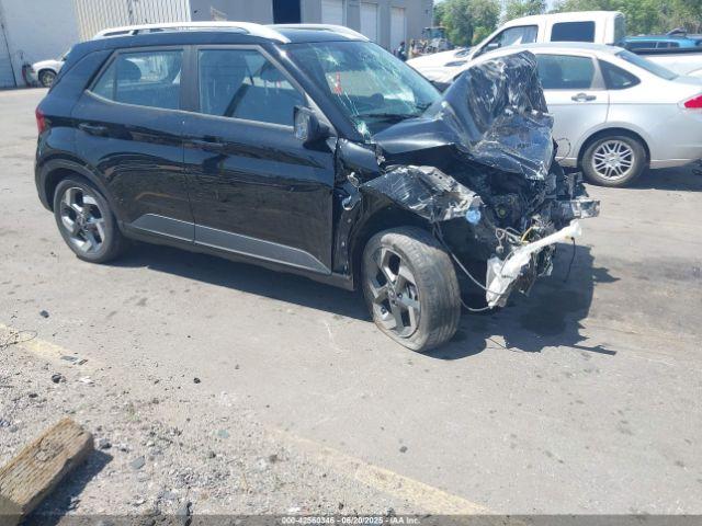  Salvage Hyundai VENUE