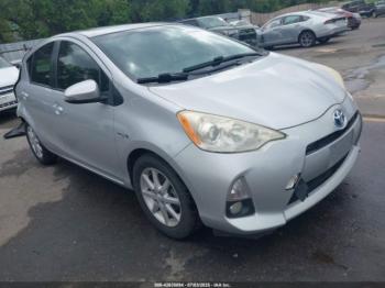 Salvage Toyota Prius c