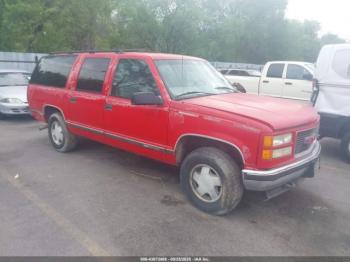  Salvage GMC Suburban 1500