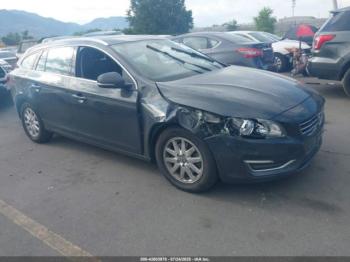  Salvage Volvo V60