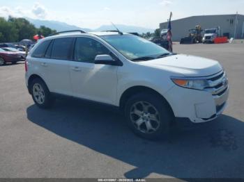  Salvage Ford Edge