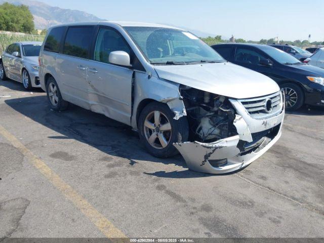  Salvage Volkswagen Routan