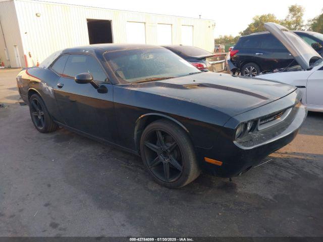  Salvage Dodge Challenger