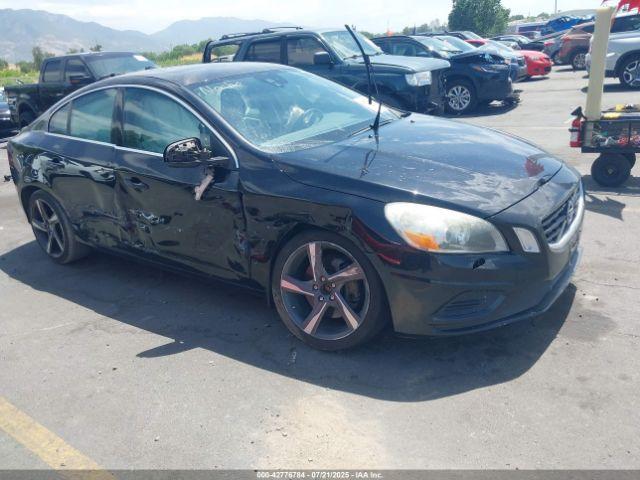  Salvage Volvo S60