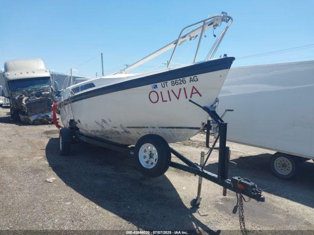  Salvage Macgregor 26c