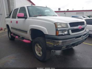  Salvage Chevrolet Avalanche 1500