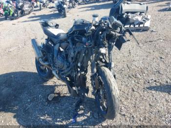  Salvage Yamaha Yzfr7