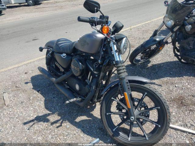  Salvage Harley-Davidson Xl883