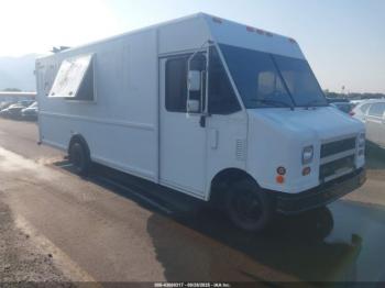  Salvage Ford E-450