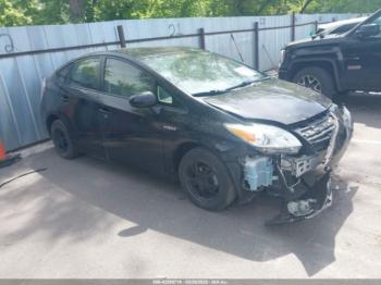  Salvage Toyota Prius