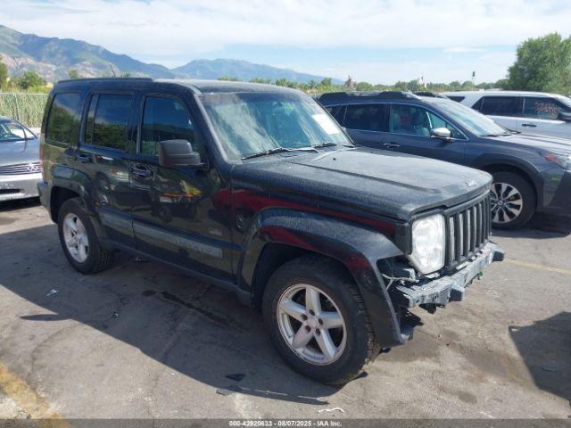 Salvage Jeep Liberty