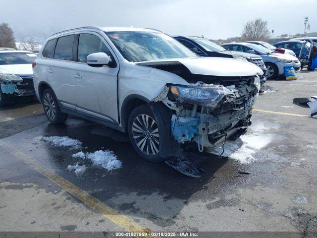  Salvage Mitsubishi Outlander