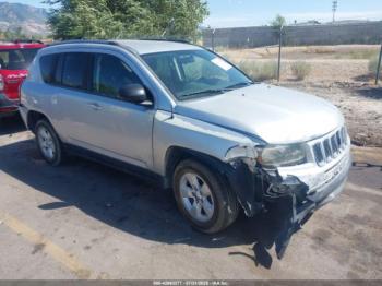  Salvage Jeep Compass