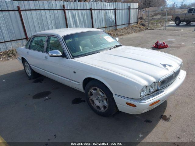 Salvage Jaguar XJ