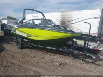  Salvage Scarab 195 Wake