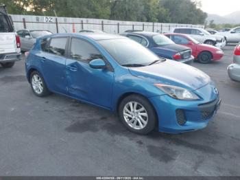  Salvage Mazda Mazda3
