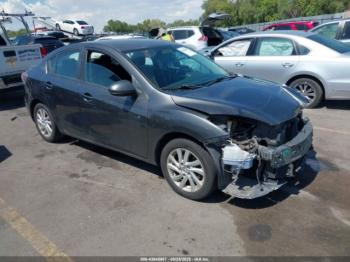  Salvage Mazda Mazda3