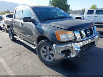  Salvage Nissan Titan