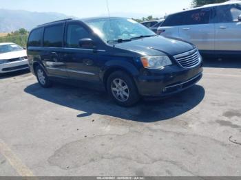  Salvage Chrysler Town & Country