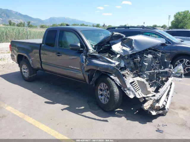  Salvage Toyota Tacoma