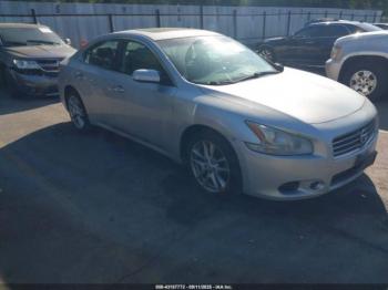  Salvage Nissan Maxima
