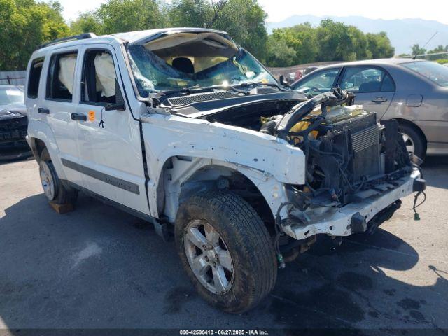  Salvage Jeep Liberty