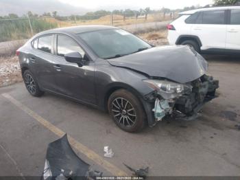  Salvage Mazda Mazda3