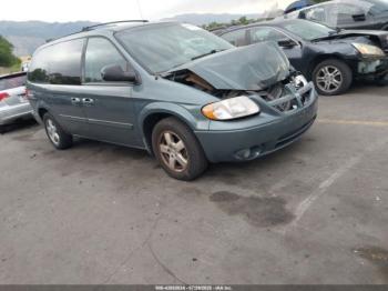  Salvage Dodge Grand Caravan