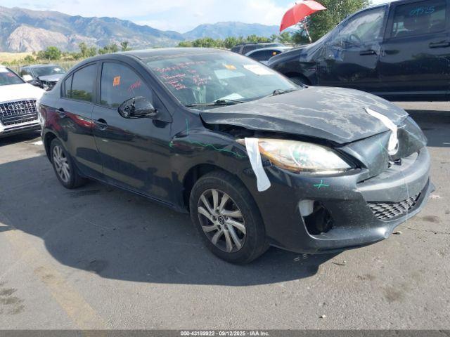  Salvage Mazda Mazda3
