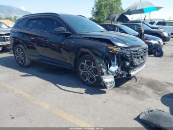  Salvage Hyundai TUCSON