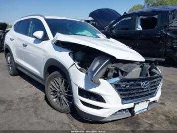  Salvage Hyundai TUCSON