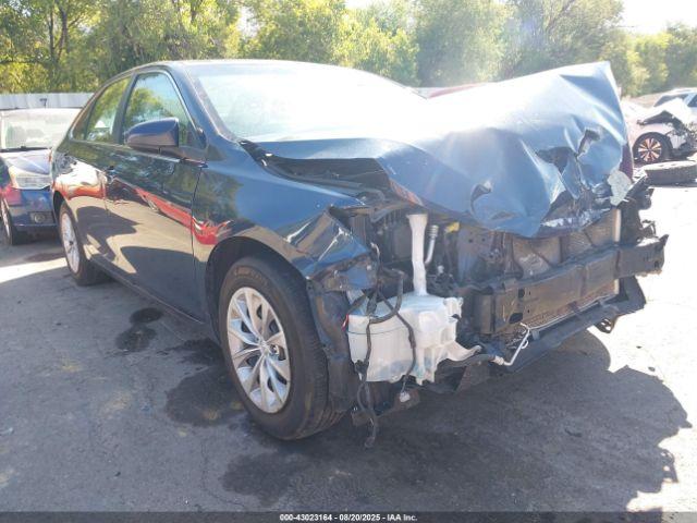  Salvage Toyota Camry