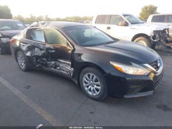  Salvage Nissan Altima