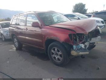  Salvage Toyota Highlander