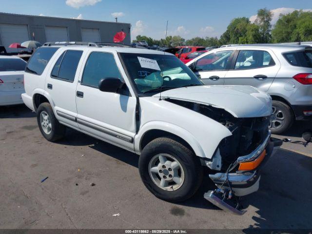  Salvage Chevrolet Blazer