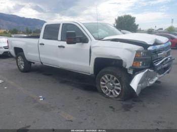  Salvage Chevrolet Silverado 2500