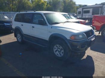  Salvage Mitsubishi Montero Sport