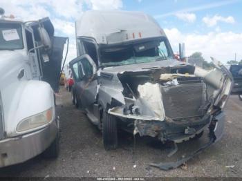  Salvage Freightliner New Cascadia 126